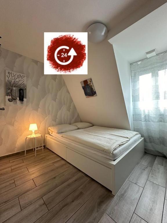Modern Living Studio Kueche Netflix Inklusive Top Lage Nuremberg Ngoại thất bức ảnh